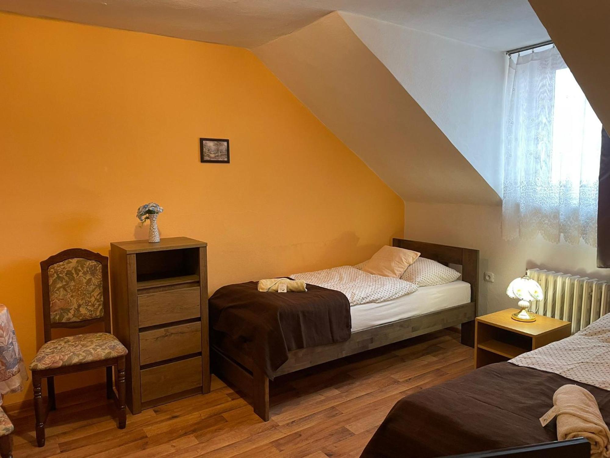 Hotel U Beranku Libochovice ภายนอก รูปภาพ